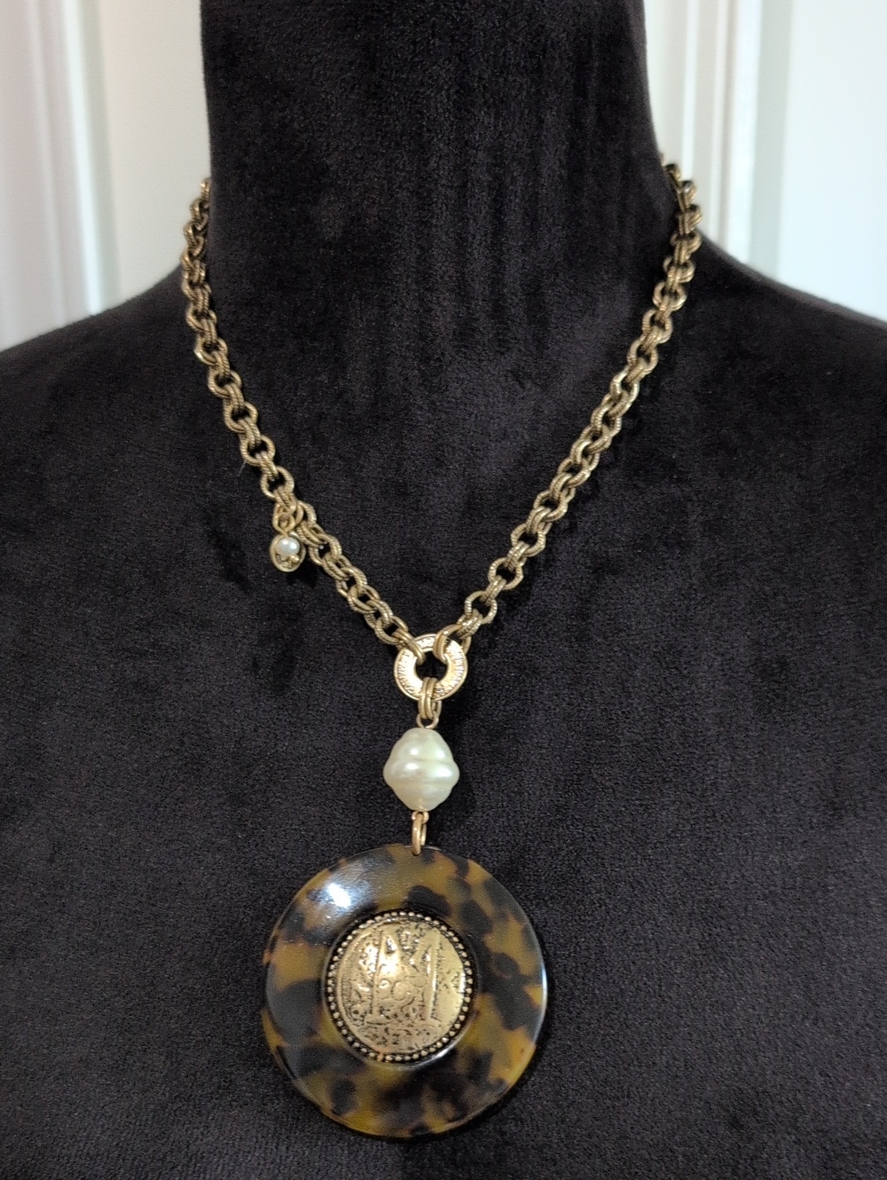 Chicos Gold-Tone Tortoiseshell Pendant Necklace with Baroque Pearl